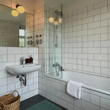 Penthouse 4 Bedrooms *